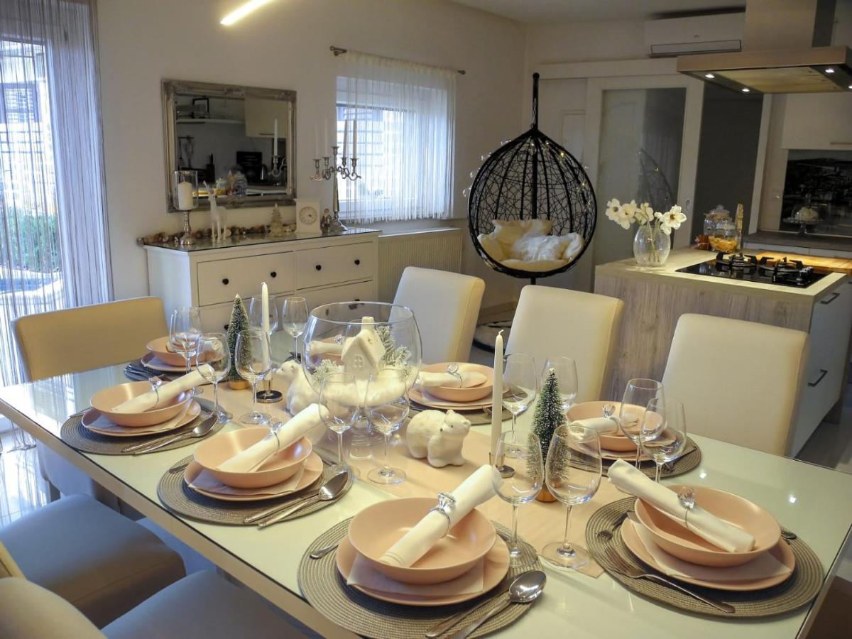 Apartment Mare Vodice Esterno foto