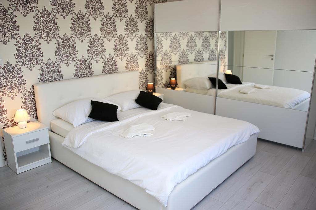 Apartment Mare Vodice Esterno foto