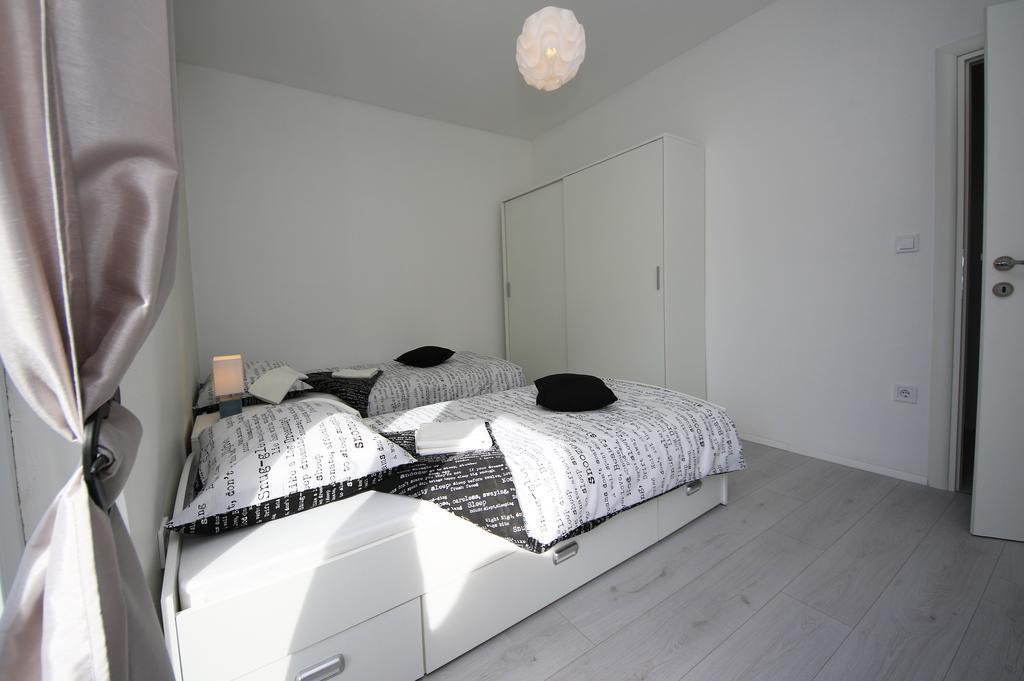 Apartment Mare Vodice Esterno foto