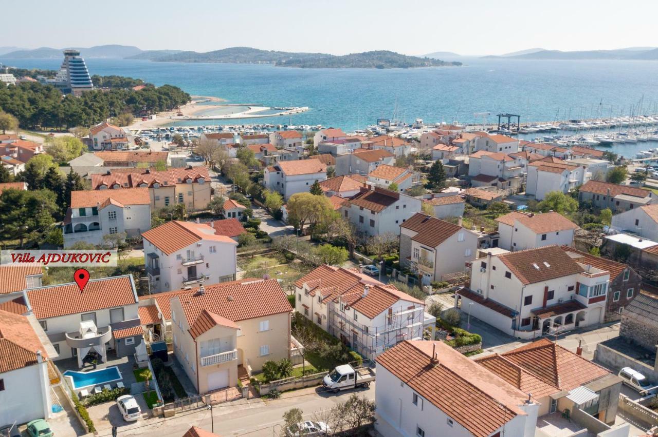 Apartment Mare Vodice Esterno foto