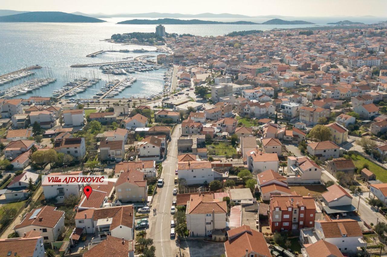 Apartment Mare Vodice Esterno foto